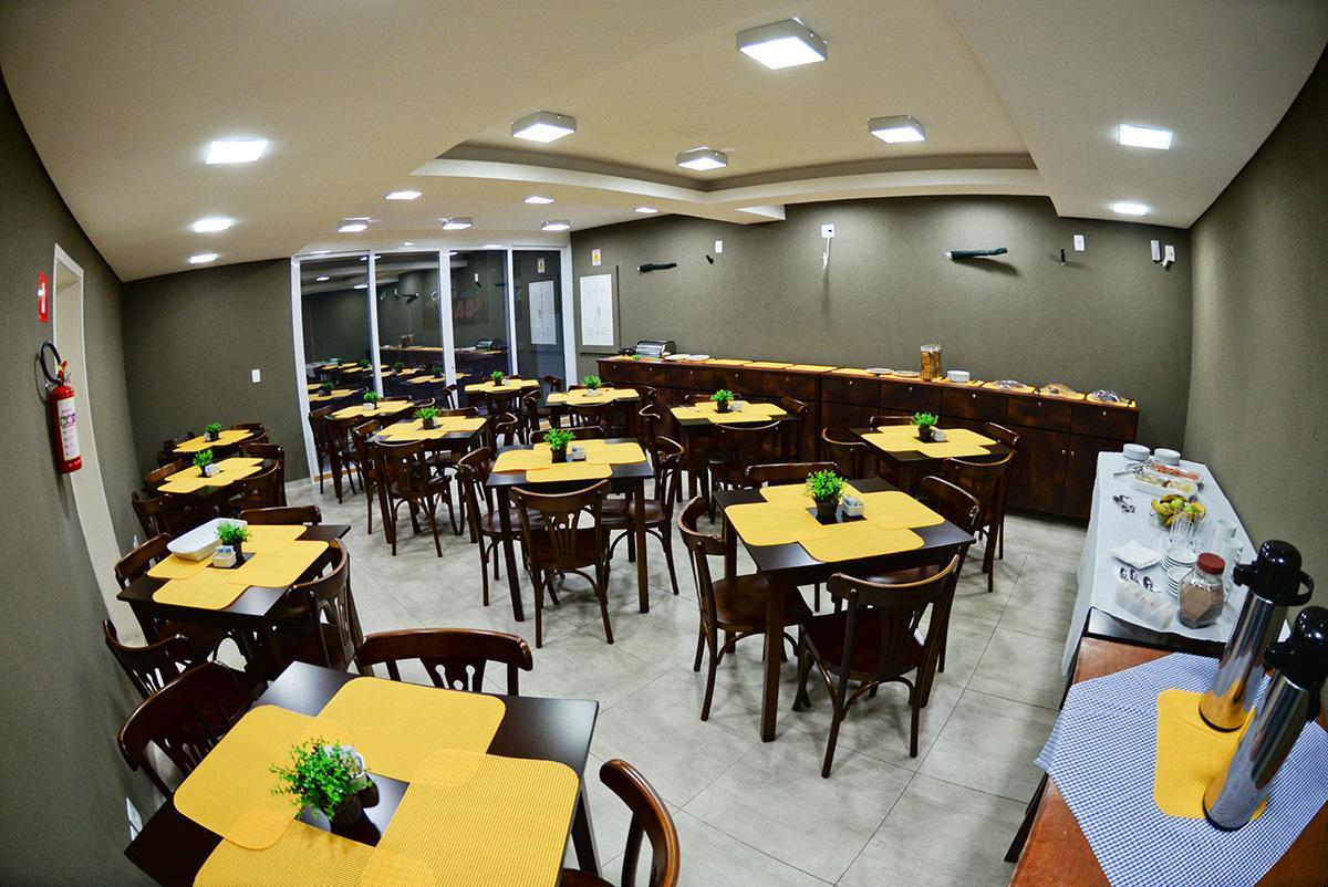 Wanna Hotel Lins Extérieur photo